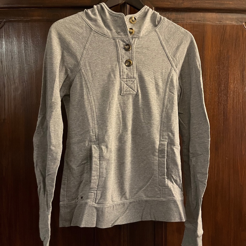 Converse sweatshirt women’s S